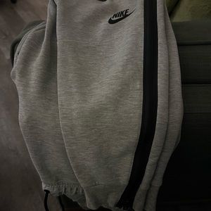 Nike joggers